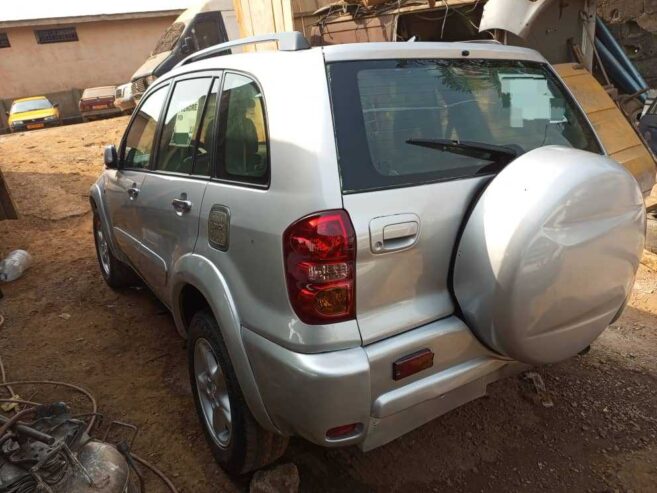 Toyota rav4 année 2002 immatriculée