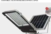 Plac et projecteur a énergie solaire en vente Au Cameroun