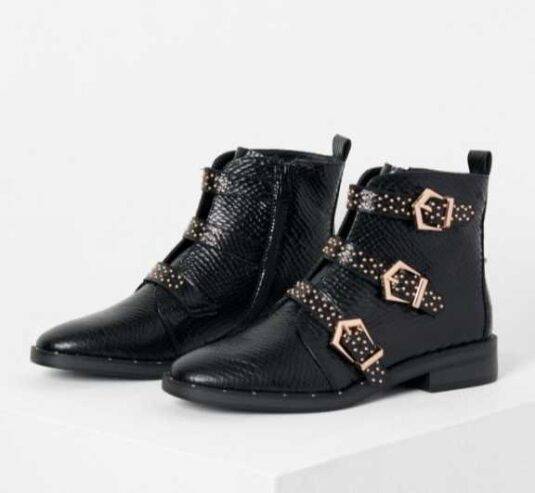 Bottines en cuir croco