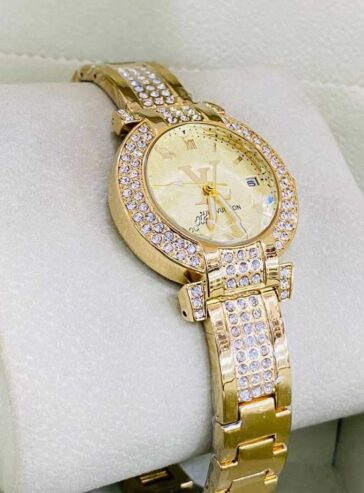 MONTRES POUR FEMMES