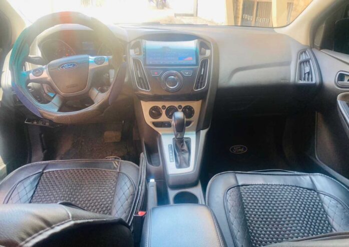 🔥🔥 FORD FOCUS Année 2012 Essence automatique climatisée 4cylindres 2.0L grand écran tactile caméra de recul *probléme sélection de vitesse* Prix : 3.400.000fr💸 Visible à Guediawaye 👀 Tel: 772181701/ 707436019 @kingzer_store