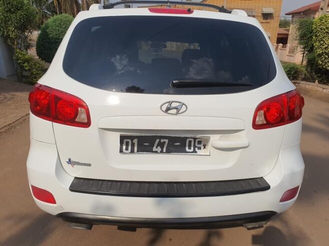 Hyundai Santa Fe 4WD 7 places