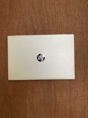 LAPTOP HP ULTRA SLIM I5 8TH GÉNÉRATION AVEC CLAVIER LUMINEUX 💡,8GB RAM,1T DISQUE DUR.