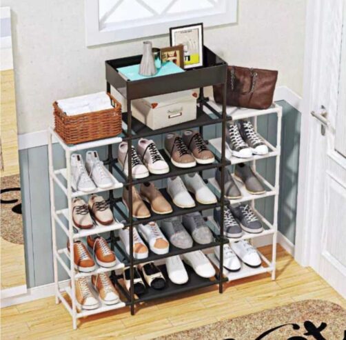 Etagere de chausseurs