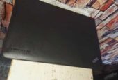 Laptop lenovo corei3