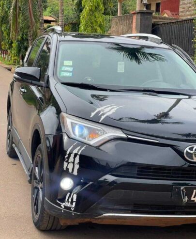 Toyota Rav4 anne 2014