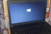 Laptop lenovo corei3