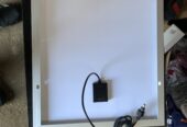 Projecteur à led avec panneau solaire et télécommande