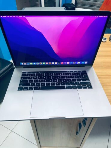 MacBook Pro retina 2017