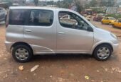 TOYOTA YARIS VERSO