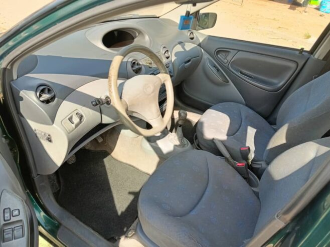 TOYOTA YARIS
