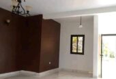 Appartement haut standing avec clim eau chaude parking gardien forage à Ngousso. 2 chambres 2 douches..