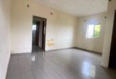 Appartement avec parking forage à Éleveur. 2 chambres 1 douche..