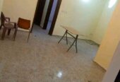 Appartement avec parking gardien à Anguissa. 2 chambres 2douches..