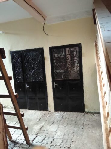 Appartement à Jouvence. 2 chambres 1 douche..