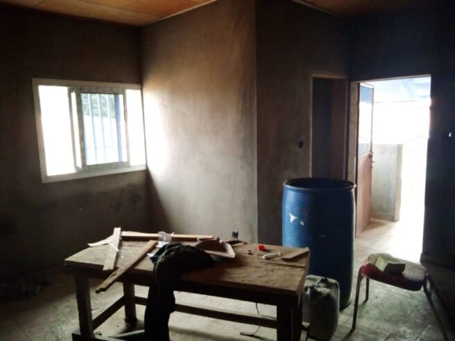Appartement neuf à Mimboman sapeur . 2 chambres 1 douche