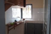 Appartement à Titi garage. 2 chambres 1 douche.