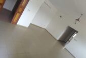 Appartement avec eau chaude baignoire gardien parking à Santa Barbara. 2 chambres 2 douches