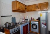 Appartement 𝗺𝗲𝘂𝗯𝗹é 𝗛𝗮𝘂𝘁 𝐬𝐭𝐚𝐧𝐝𝐢𝐧𝐠 à la brigade d’Odza,