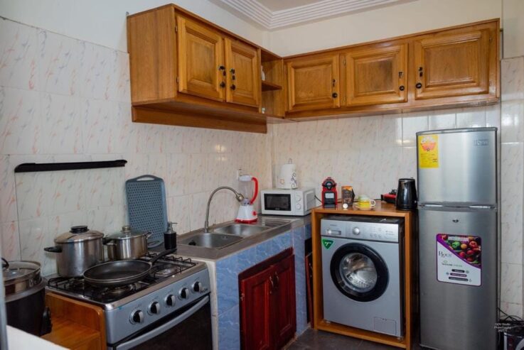 Appartement 𝗺𝗲𝘂𝗯𝗹é 𝗛𝗮𝘂𝘁 𝐬𝐭𝐚𝐧𝐝𝐢𝐧𝐠 à la brigade d’Odza,