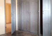 Appartement à Titi garage. 2 chambres 1 douche.