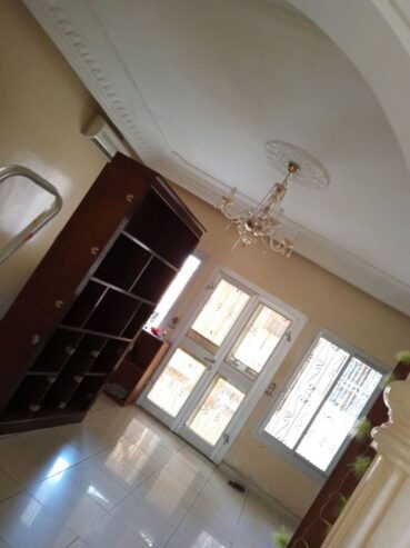 Duplex haut standing pour bureaux ou habitation à Odza. 5 chambres indépendantes CLIMATISÉES