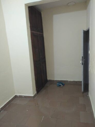Appartement à Jouvence. 2 chambres 1 douche..