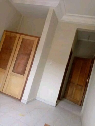 Appartement neuf avec gardien parking forage à Essos. 2 chambres 2 douches