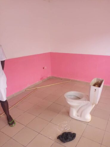 Appartement à Nsimeyong. 2 chambres 1 douche.
