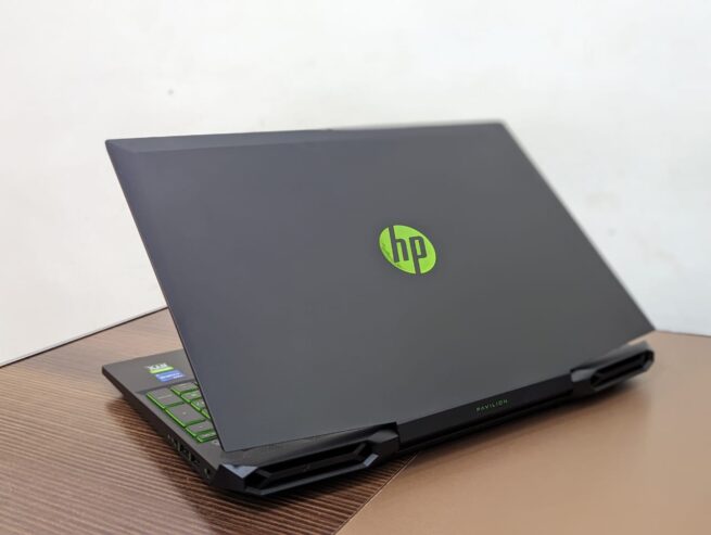 Ordinateur Portable Gaming HP PAVILION 15 AVEC 4GB DE CARTE GRAPHIQUE DÉDIÉE NVIDIA GEFORCE RTX 3050