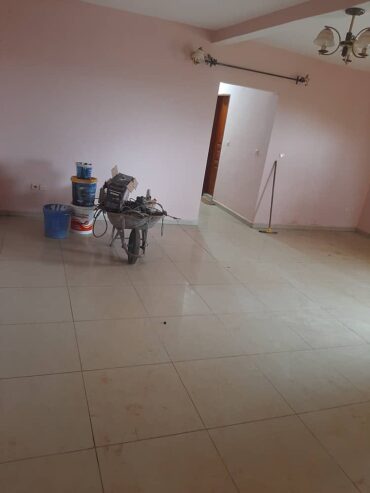 Appartement avec parking forage à Odza Messamendongo. 3 chambres 2 douches