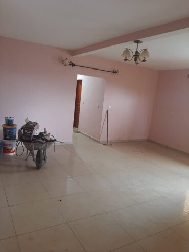 Appartement avec parking forage à Odza Messamendongo. 3 chambres 2 douches