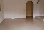 Appartement individuel avec parking baignoire à Odza auberge bleue. 3 chambres 3 douches..