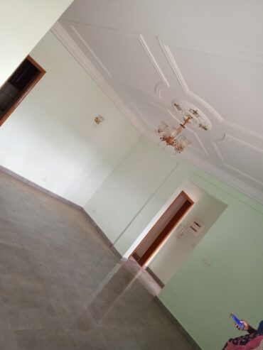 appartement neuf haut standing en bordure de route, avec interphone, gardien forage parking Mimboman. 2 chambres 2 douches