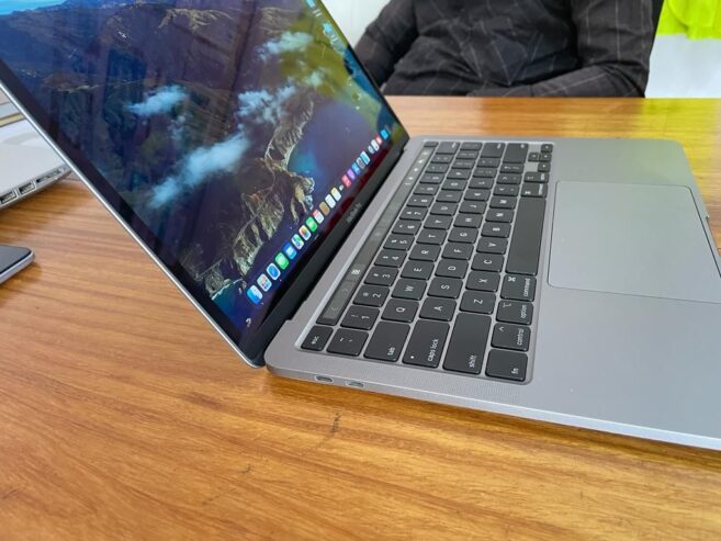 MacBook pro 2020 13,3 » Touch bar