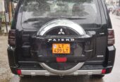 Location de Mitsubishi pajero