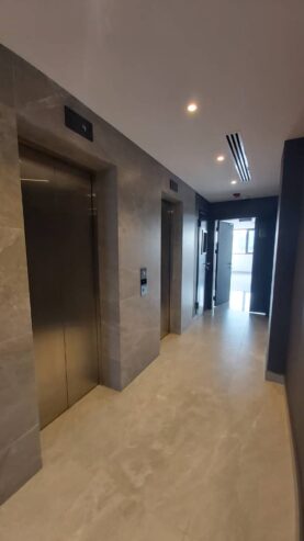 Magnifique Bureau VIP à Bastos avec Ascenseur