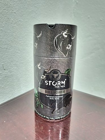 Deodorants parfumées storm pour homme 250ml