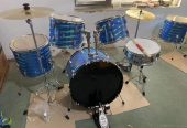 Yamaha drum set