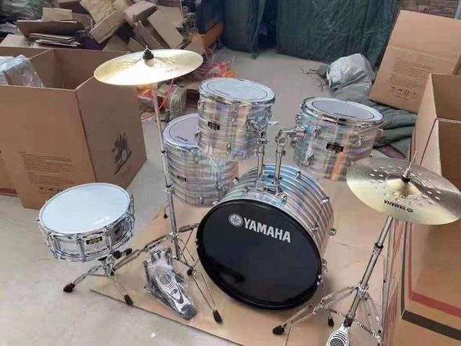 Yamaha drum set