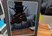 iPad 3 propre✨ 64go ,80.000fr🥳🥳 avec pochette et glass d’origine européenne avec son chargeur et écouteurs Douala akwa ancien number one WhatsApp 673737063/698353457