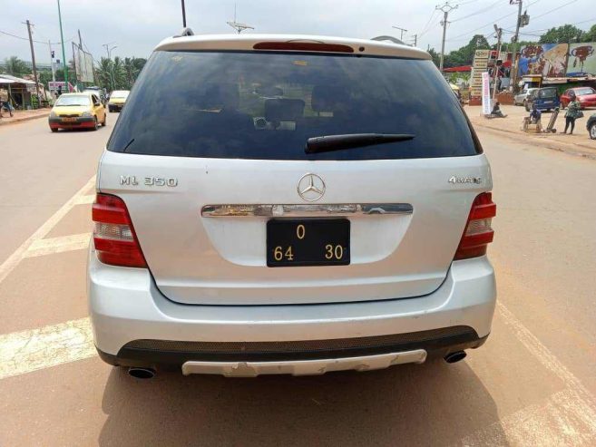 Mercedes ml 4 Matic 350 2008 occasion Europe automatique essence climatisé moteur v6 4×4 a vendre Yaoundé