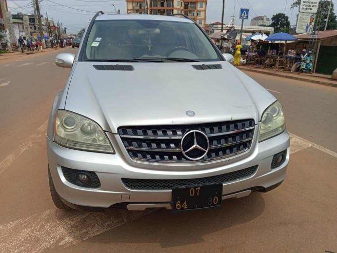 Mercedes ml 4 Matic 350 2008 occasion Europe automatique essence climatisé moteur v6 4×4 a vendre Yaoundé