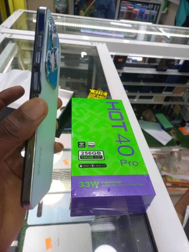 Infinix hot 40 pro 256giga/16