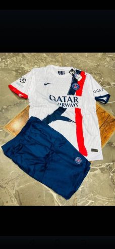 Maillot de tout les clubs dispo